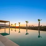 Anassa - Luxurious 4-bedroom With Private Pool By Temma וילה הרסוניסוס
