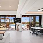 Anassa - Luxurious 4-bedroom With Private Pool By Temma *