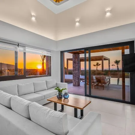 Anassa - Luxurious 4-bedroom With Private Pool By Temma *