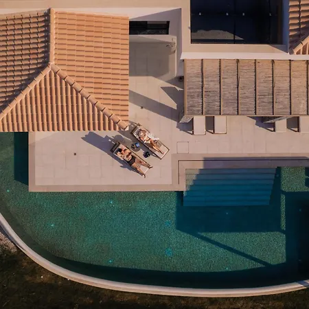 Anassa - Luxurious 4-bedroom With Private Pool By Temma *