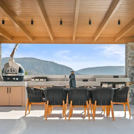 Willa Anassa - Luxurious 4-bedroom With Private Pool By Temma