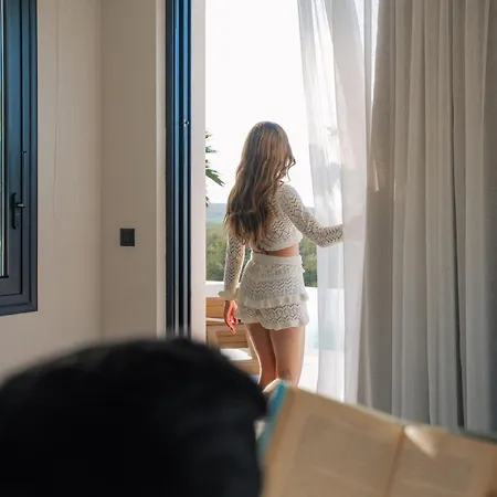 Willa Anassa - Luxurious 4-bedroom With Private Pool By Temma