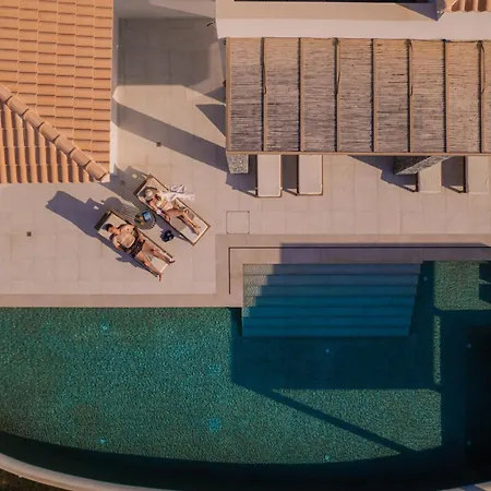 Willa Anassa - Luxurious 4-bedroom With Private Pool By Temma