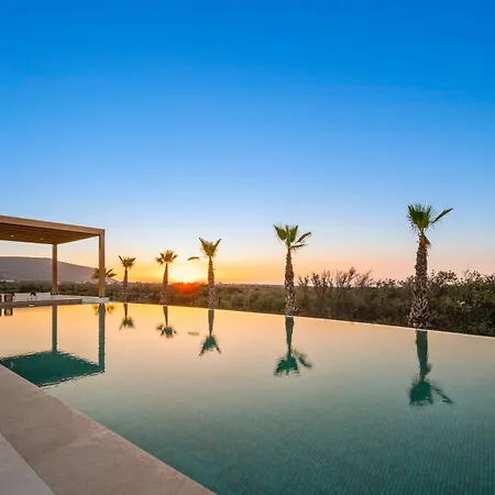 Anassa - Luxurious 4-bedroom With Private Pool By Temma Villa Hersonissos (Crete)