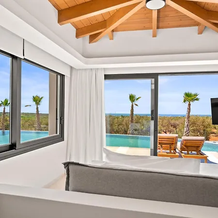 Villa Anassa - Luxurious 4-bedroom With Private Pool By Temma Hersonissos (Crete)