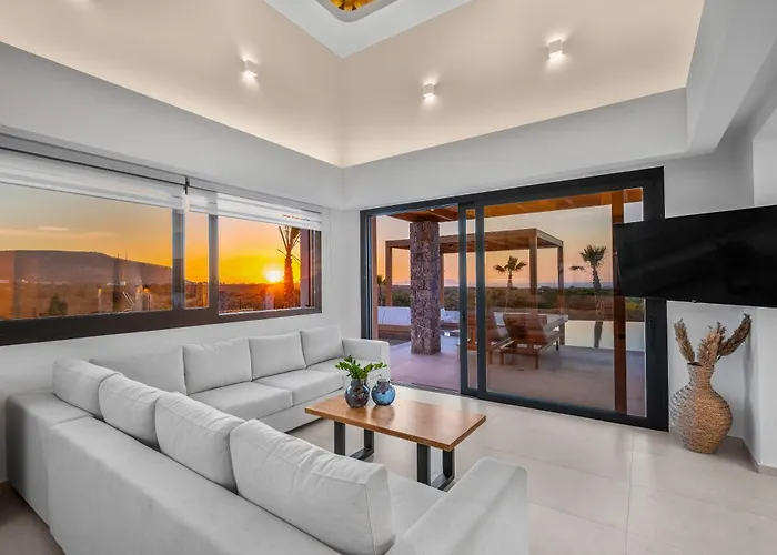 Anassa - Luxurious 4-bedroom With Private Pool By Temma *