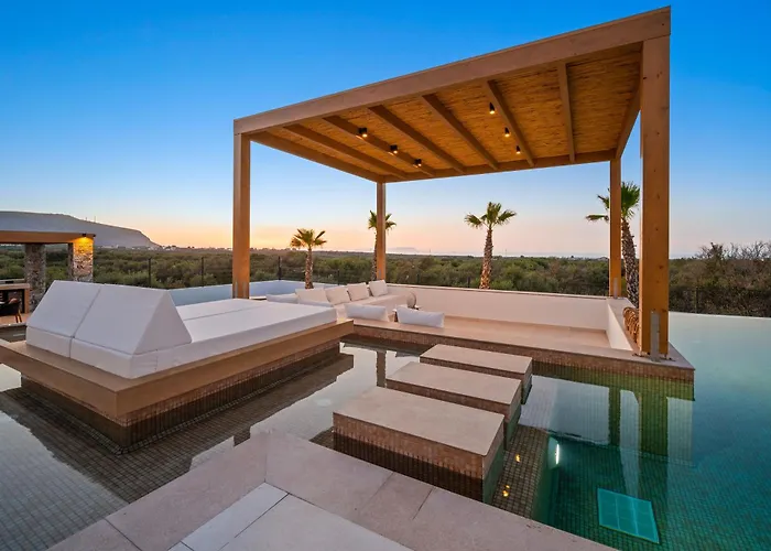 Anassa - Luxurious 4-bedroom With Private Pool By Temma