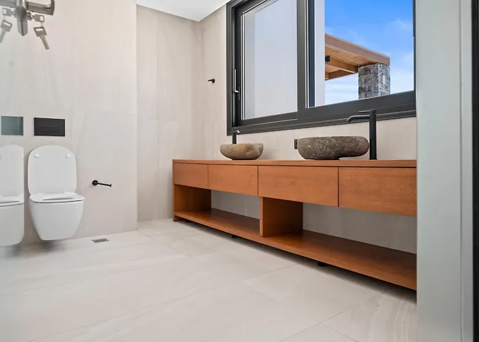 Anassa - Luxurious 4-bedroom With Private Pool By Temma * Hersónissos