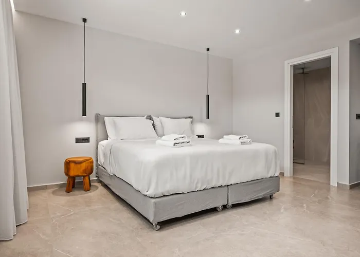 Anassa - Luxurious 4-bedroom With Private Pool By Temma Hersonissos (Crete)