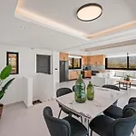 Anassa - Luxurious 4-bedroom With Private Pool By Temma