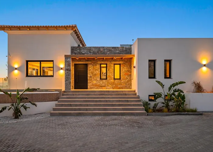 Anassa - Luxurious 4-bedroom With Private Pool By Temma * Χερσόνησος