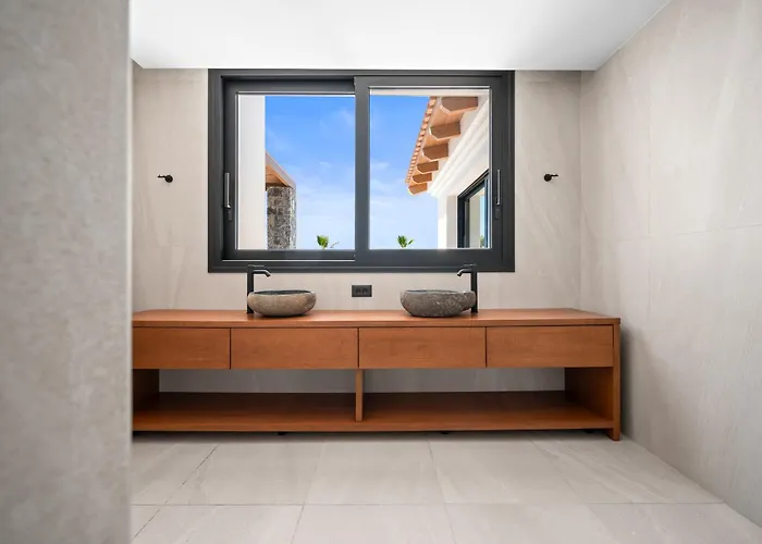 Anassa - Luxurious 4-bedroom With Private Pool By Temma * Χερσόνησος